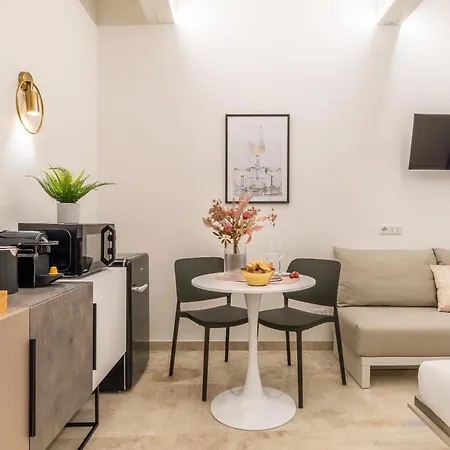 Lady Glam Guest house