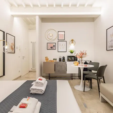 Lady Glam Guest house Siena